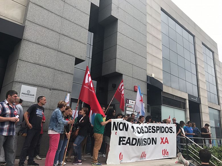 17-07-06 ProtestaDespidosDXCCorunha01.jpeg